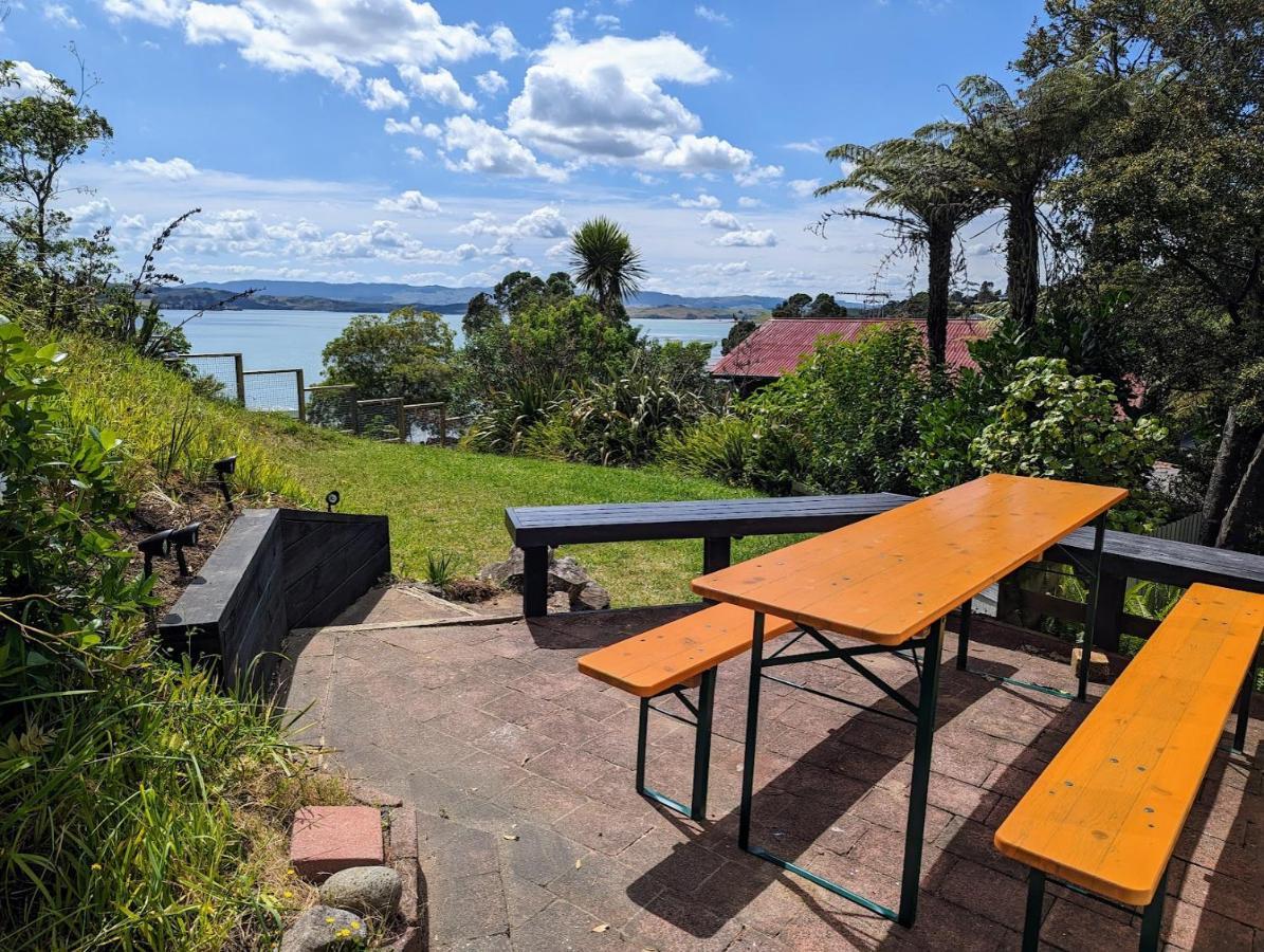 Cox Bay Cottage Raglan Exteriör bild